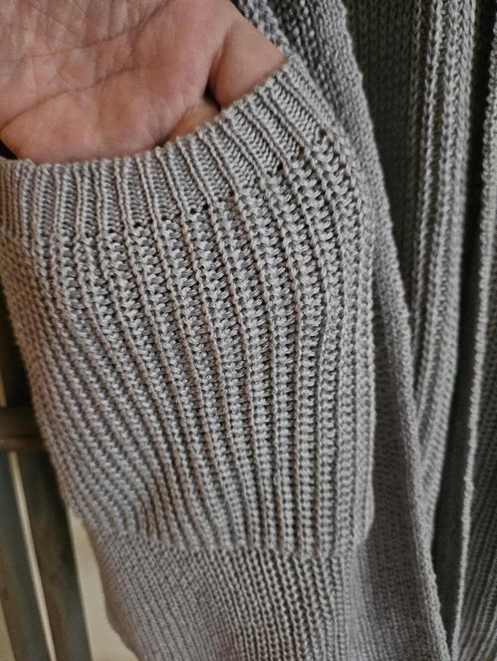 Francesca's Light Gray Open-Front Knit Cardigan with Pockets - Picture 5 of 11